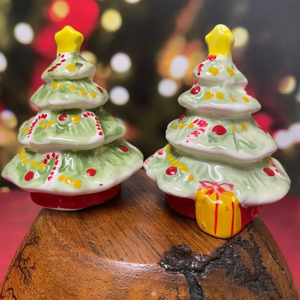 OCI Korea Vintage Christmas Tree Salt & Peppers (1960-1970) Collectible Holiday